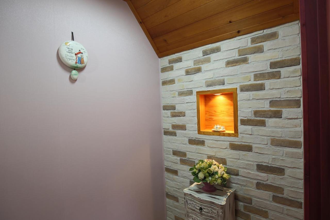 Gyeongju Jy Pension Экстерьер фото